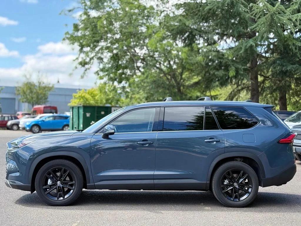 toyota grand highlander 2024 5TDAAAB5XRS041164 image toyota grand highlander 2024 5TDAAAB5XRS041164 image